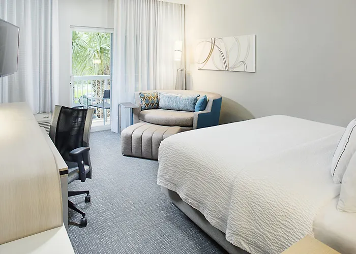 Courtyard By Marriott West Palm Beach Airport