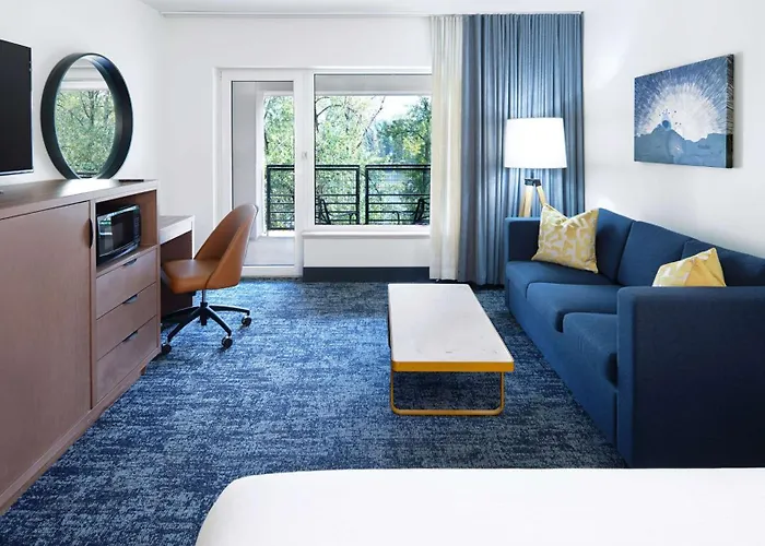 River'S Edge Hotel Portland, Tapestry Collection By Hilton