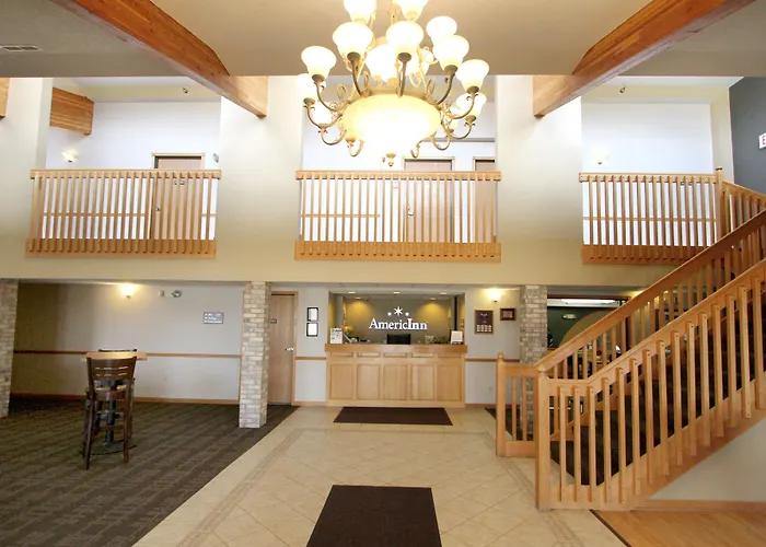 Surestay Plus Hotel By Best Western Litchfield