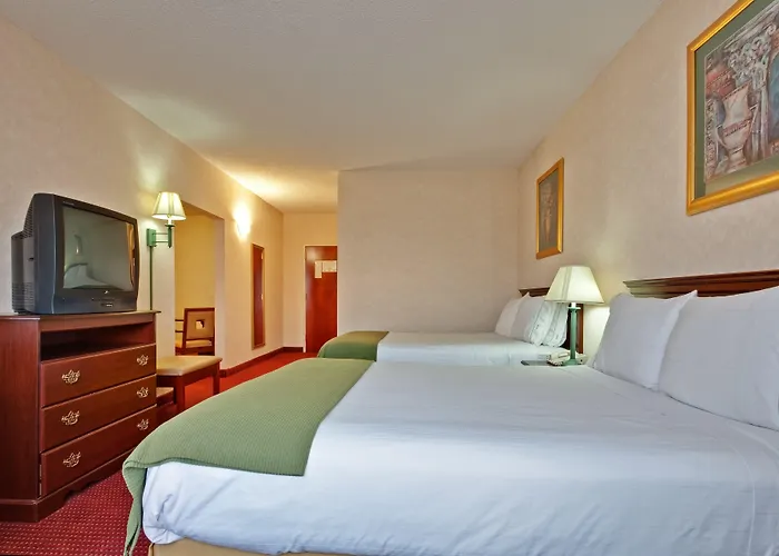Holiday Inn Express & Suites Dayton West - Brookville By Ihg