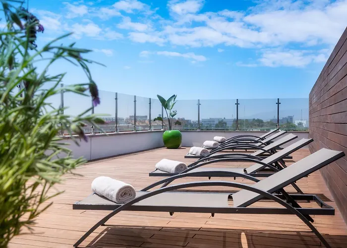Salles Ciutat Del Prat Barcelona Airport