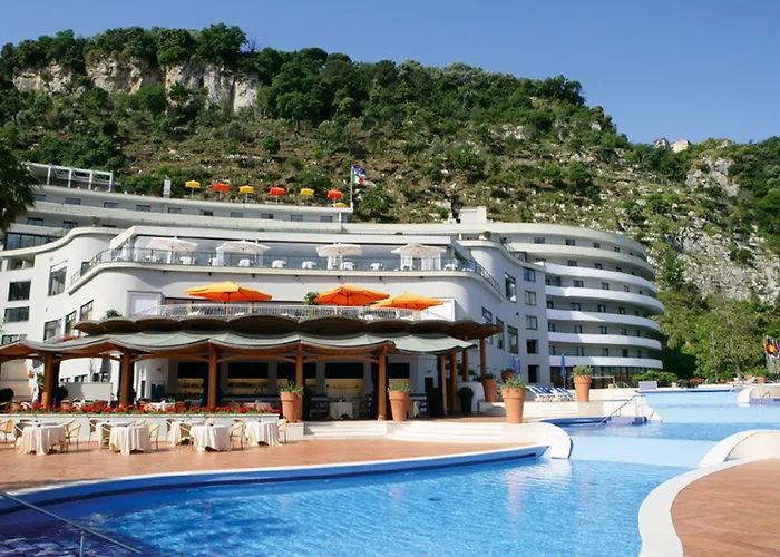Hilton Sorrento Palace