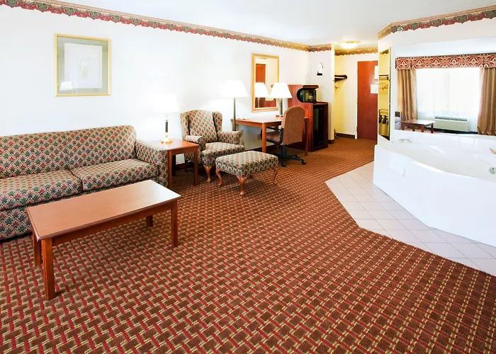 Holiday Inn Express Hillsville By Ihg
