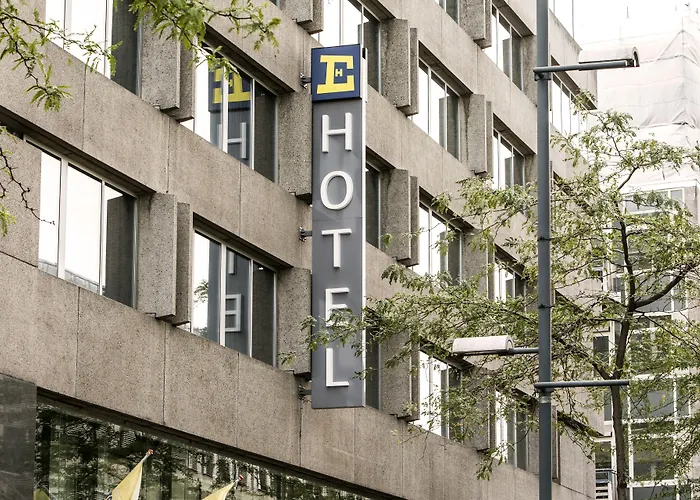 Crown Hotel Eindhoven Centre