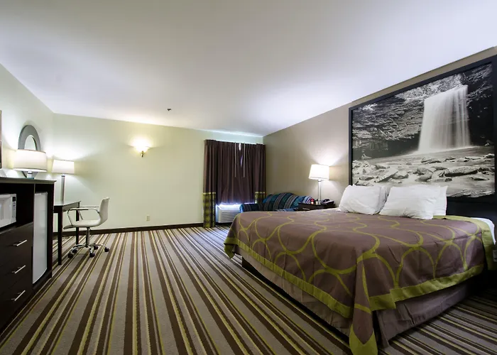 Super 8 By Wyndham Hull Street Midlothian Richmond Area