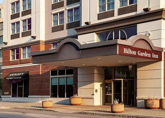 Hilton Garden Inn Omaha Downtown-Old Market Area