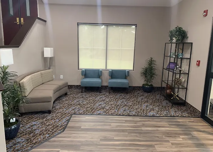 Chesapeake Inn And Suites Lexington Park Patuxent River Naval Air Station