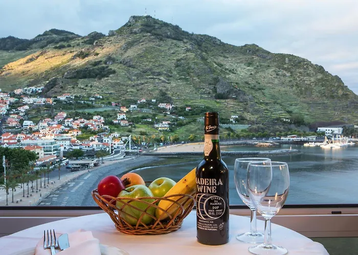 Baía Madeira Hotel