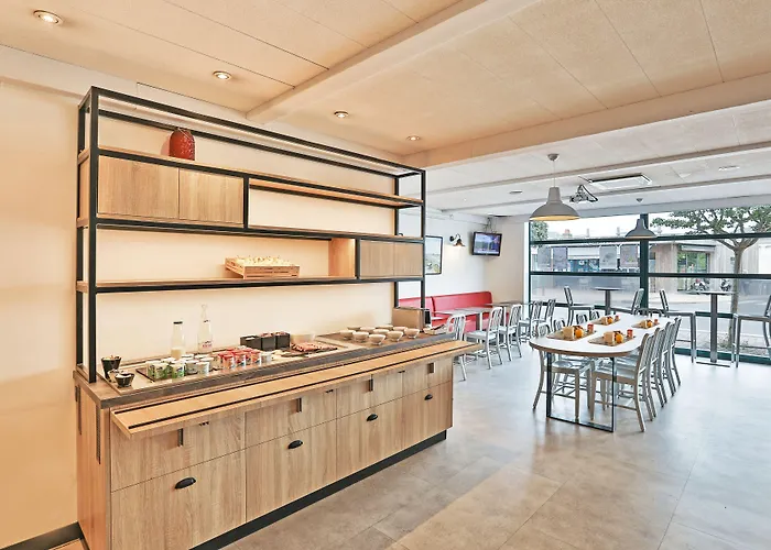 B&B HOTEL Les Sables-d'Olonne Centre Gare