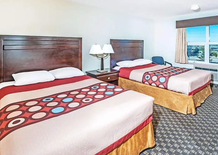 Hotel Super 8 By Wyndham Calgary/Airport