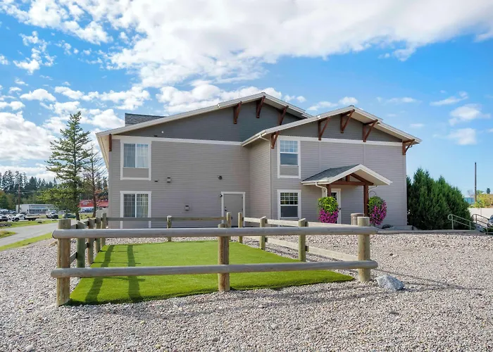 Best Western Plus Kalispell/Glacier Park West Hotel & Suites