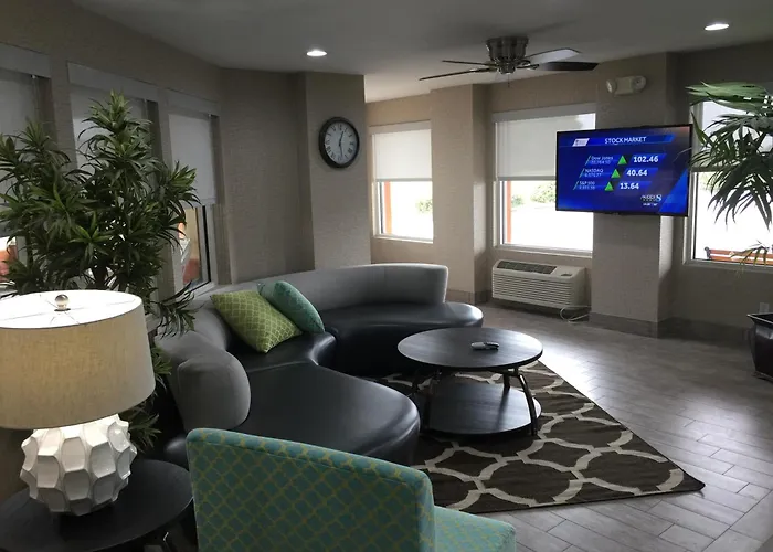 Baymont By Wyndham Pella