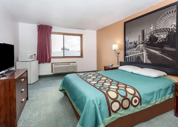 Super 8 By Wyndham Bourbonnais/Kankakee Area