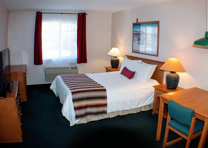 3 Peaks Lodge