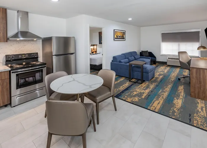 La Quinta Inn & Suites By Wyndham Pharr Rgv Medical Center