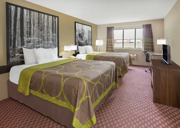 Super 8 By Wyndham Hebron Lowell Area