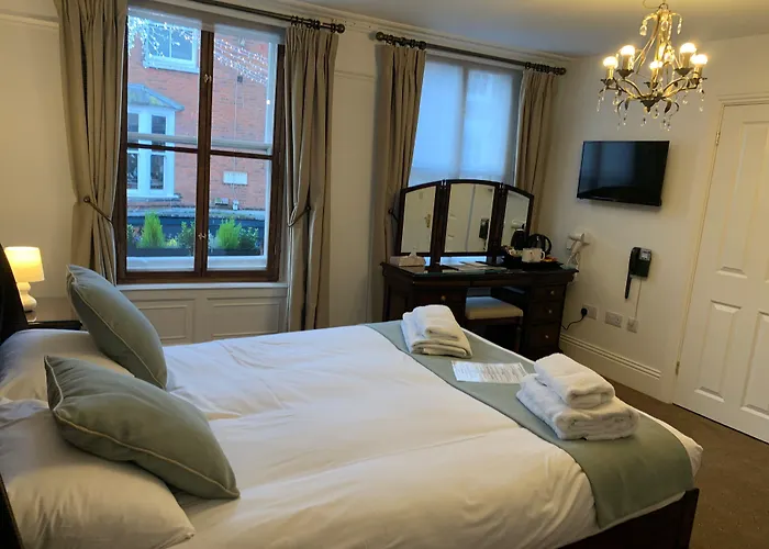 Pilgrims Hotel
