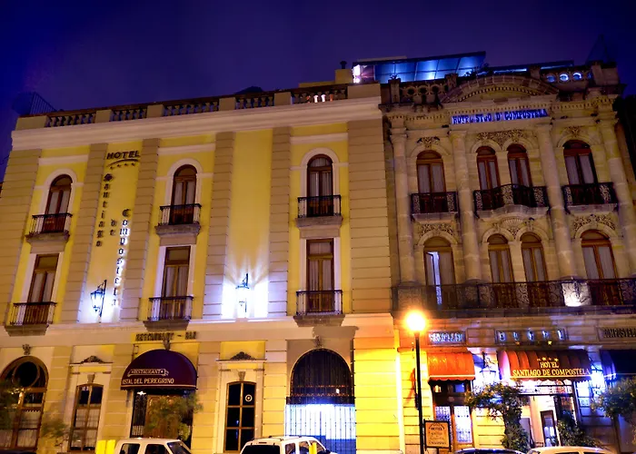 Hotel Santiago De Compostela - Guadalajara Centro Historico