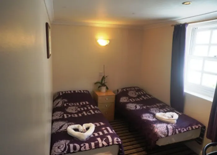 Enrico Hotel