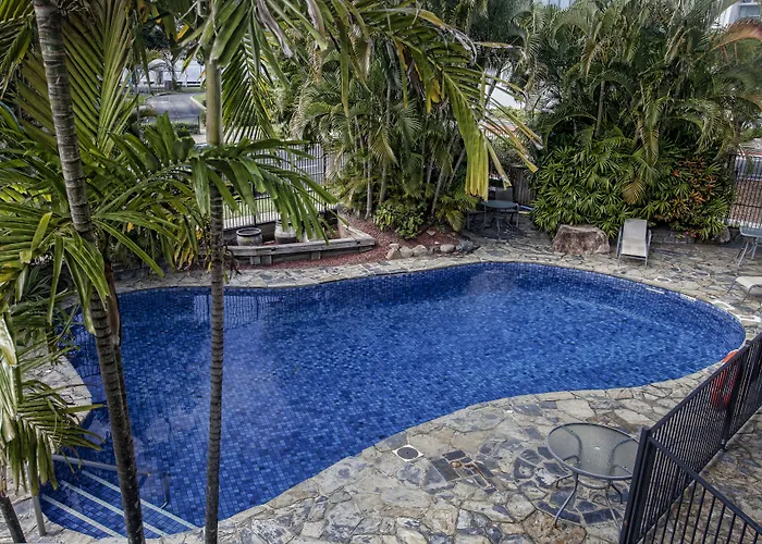 Cairns Plaza Hotel