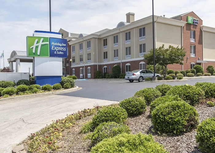 Holiday Inn Express & Suites Cullman By Ihg
