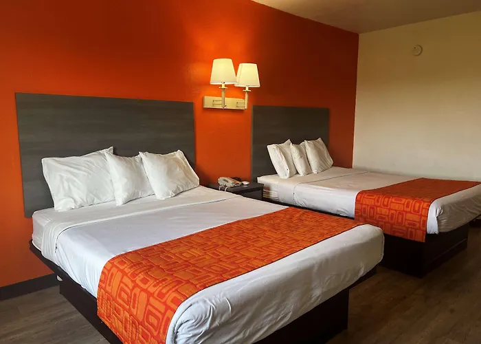 Howard Johnson By Wyndham Galveston