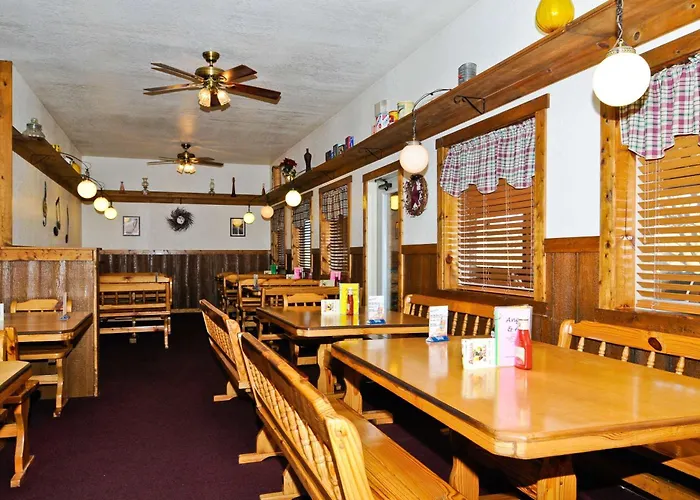 Surestay Plus Hotel By Best Western Berkeley Springs