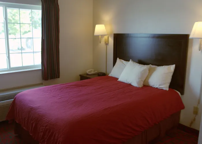 Sandalwood Studios & Suites