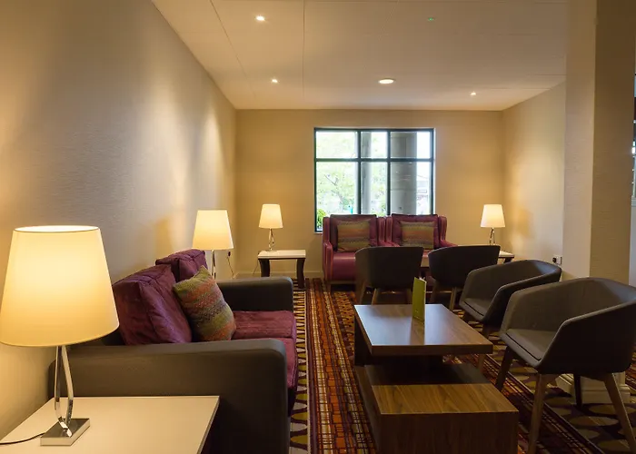 Clarion Cedar Court Wakefield Hotel
