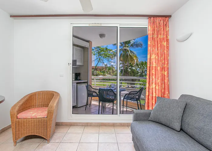 Zenitude Hotel Residences Le Salako