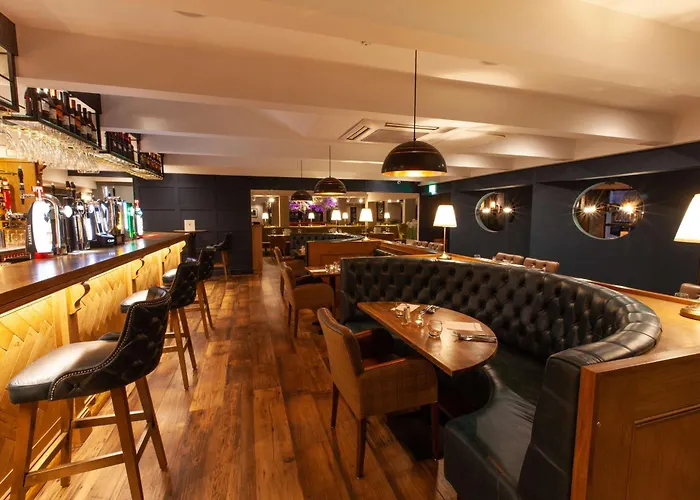 Best Western Plus White Horse Hotel