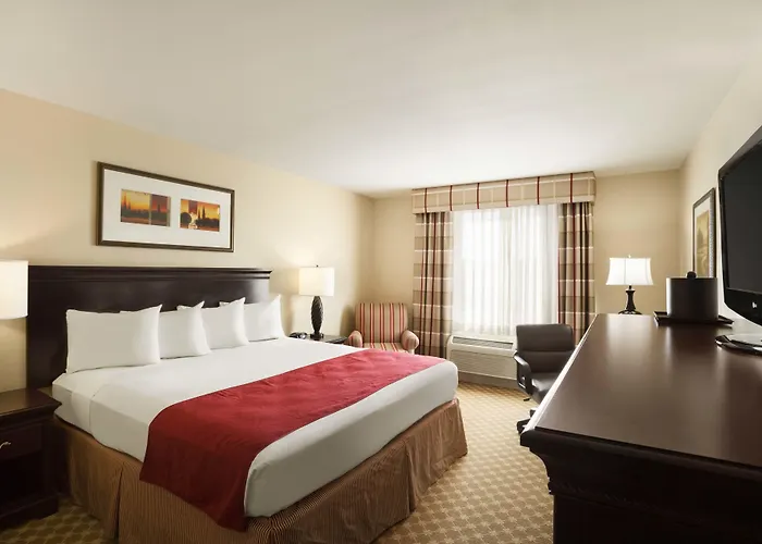 Country Inn & Suites By Radisson, Bakersfield, Ca