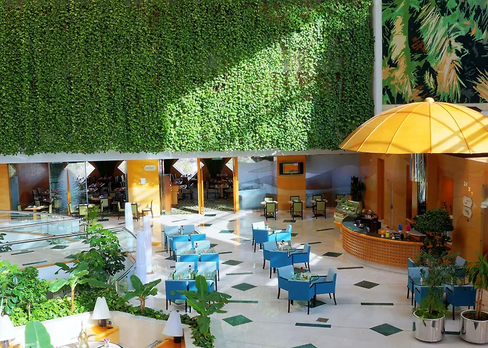 Oryx Grand Hotel Jebel Hafeet