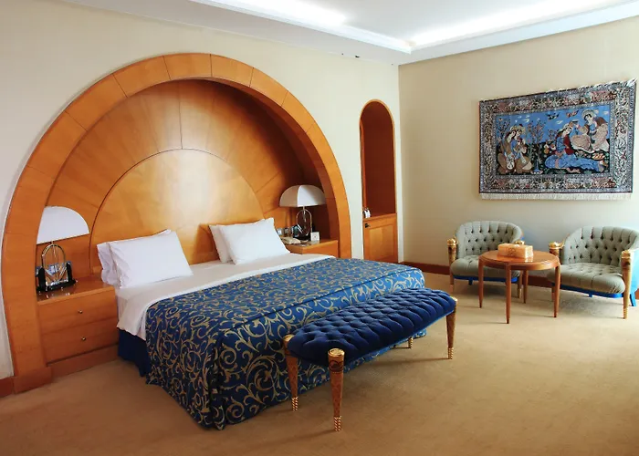 Oryx Grand Hotel Jebel Hafeet