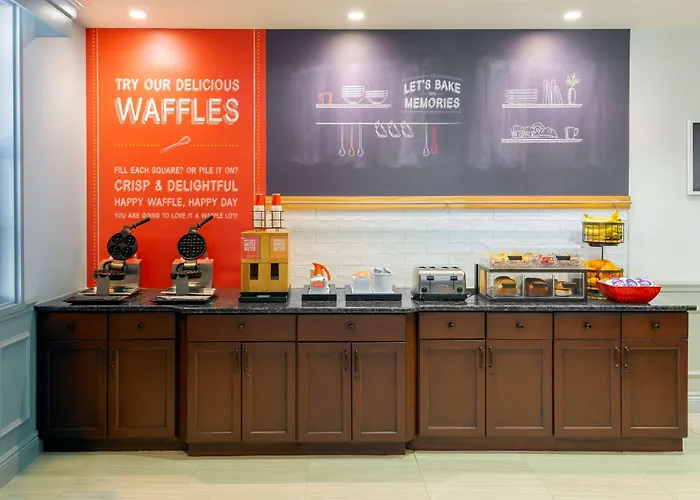 Hampton Inn Buffalo-Williamsville