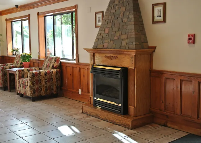 Luxury Inn & Suites