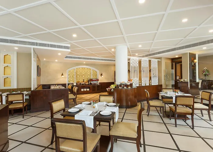 La Place Sarovar Portico