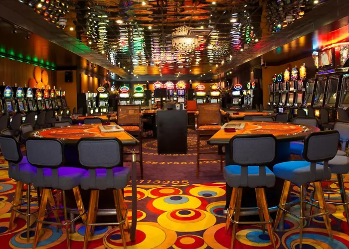 Trupial Hotel & Casino