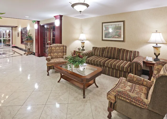 Holiday Inn Express & Suites Gainesville By Ihg
