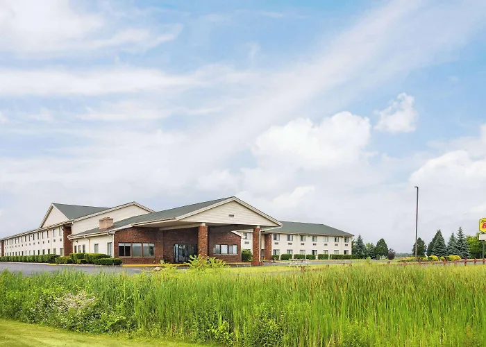 Super 8 by Wyndham Henrietta/Rochester Area