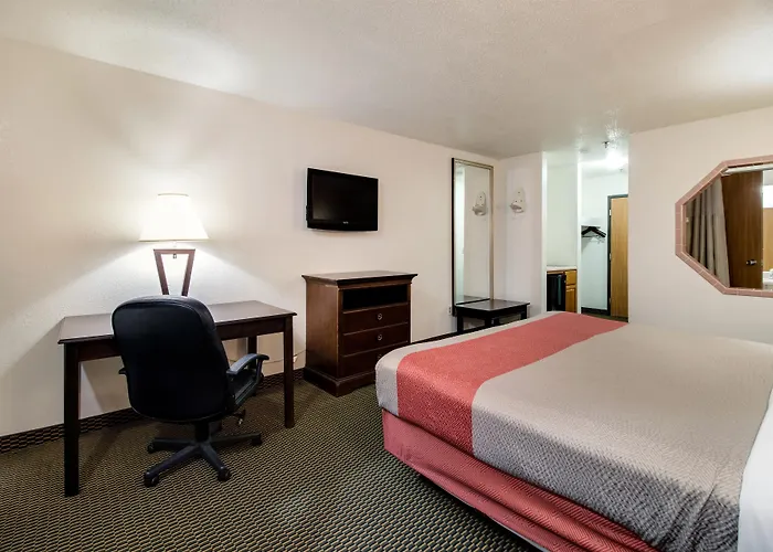 Motel 6-Marion, IL