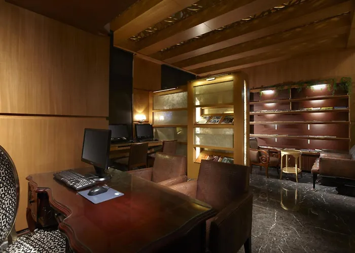 Hotel Kuva Chateau