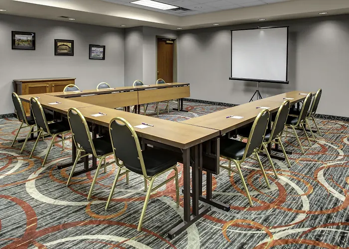 Holiday Inn Express Hotel & Suites Pittsburgh-South Side By Ihg