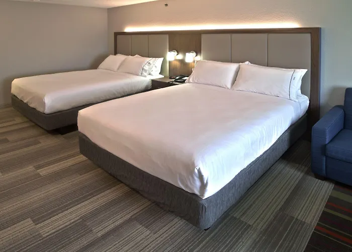 Holiday Inn Express & Suites Evansville North By Ihg