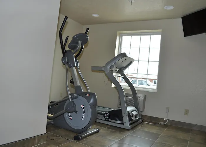 Boarders Inn & Suites By Cobblestone Hotels - Broken Bow