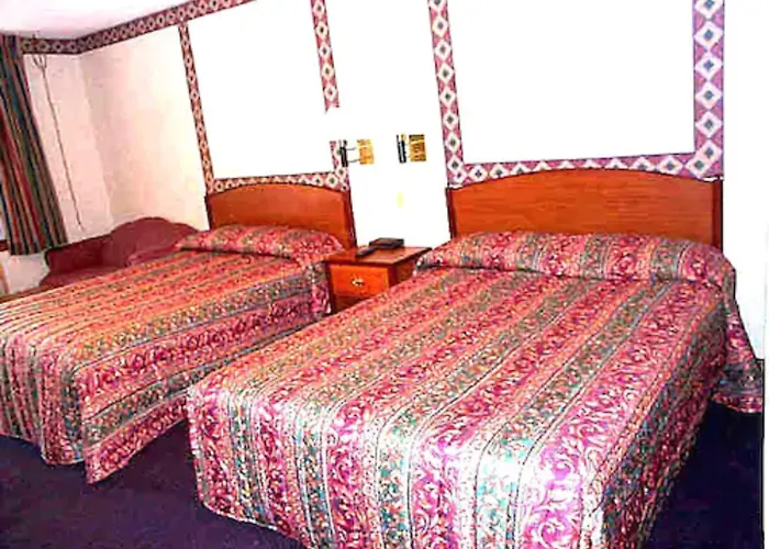Wesley Inn & Suites
