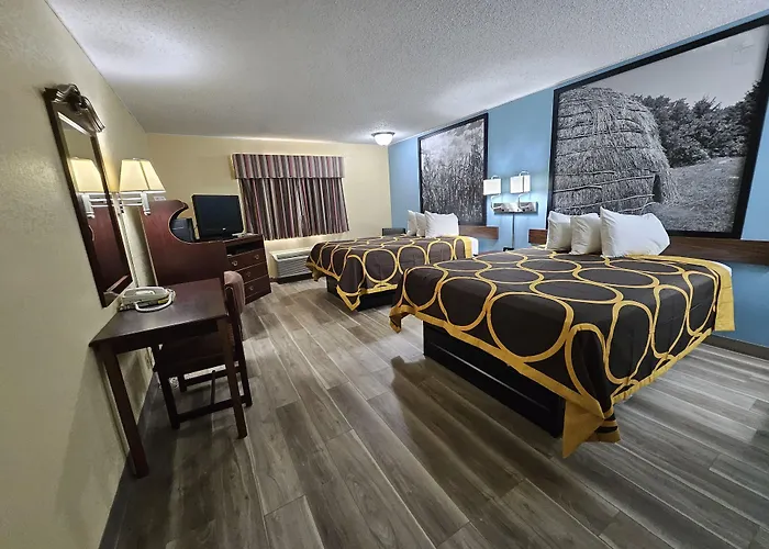 Super 8 By Wyndham Clinton Ok