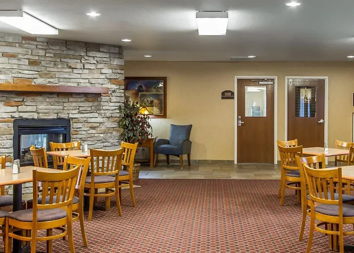 Quality Inn & Suites Fort Madison Near Hwy 61