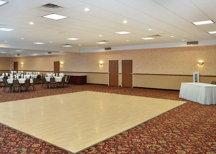 Quality Inn & Suites Fort Madison Near Hwy 61