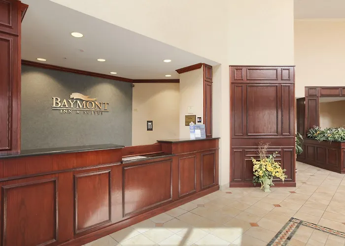 Baymont By Wyndham Ft. Leonard/Saint Robert